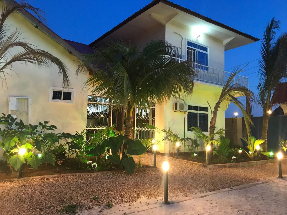 Ocean Dream Beachside Hotel Nungwi Exterior photo