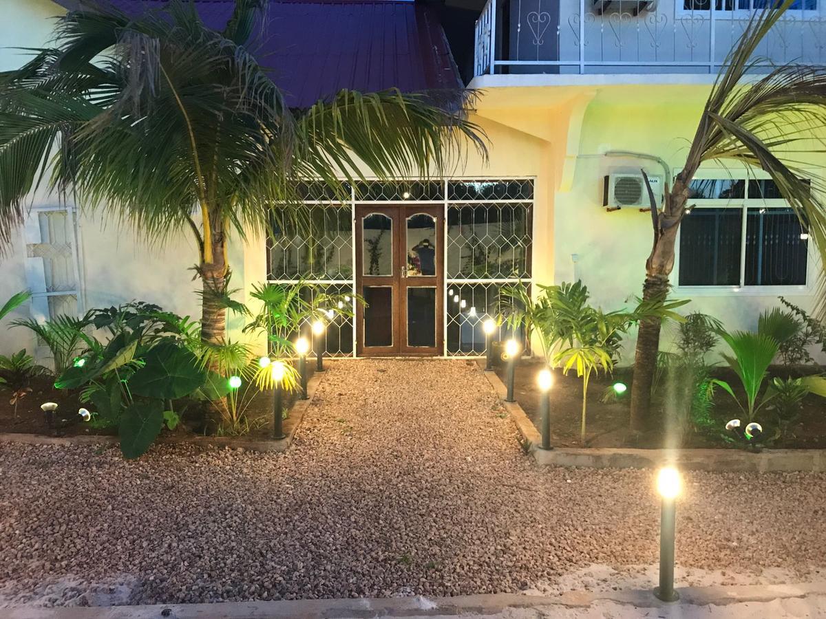 Ocean Dream Beachside Hotel Nungwi Exterior photo